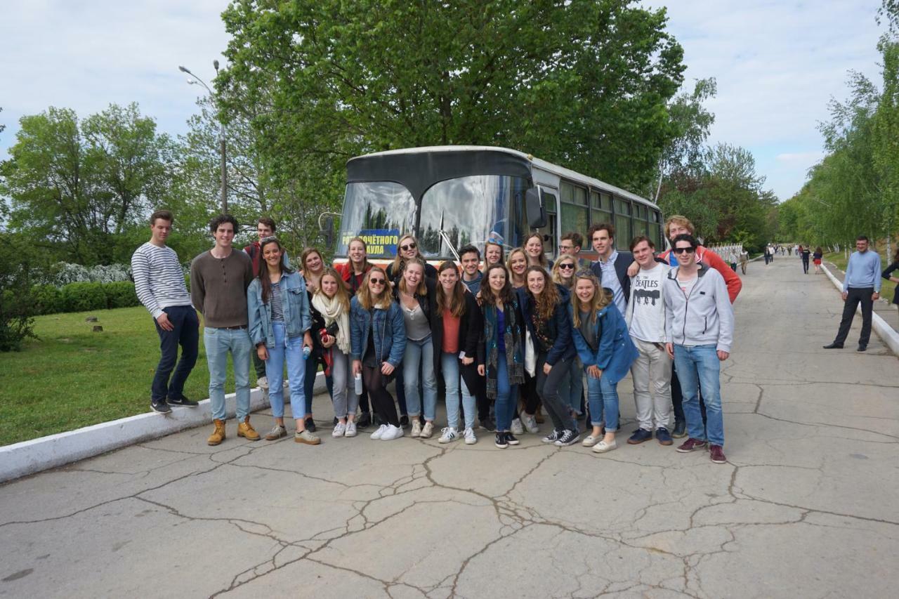 Lenin Street Hostel & Tours Tiraspol Exterior foto