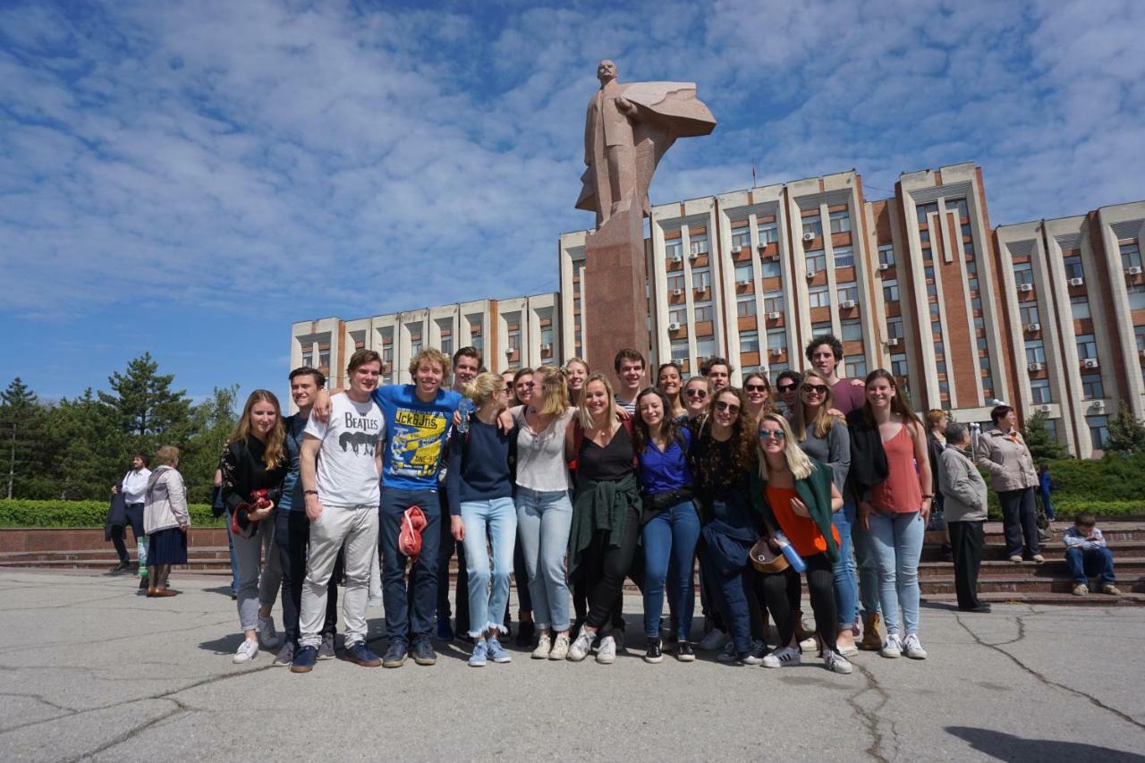 Lenin Street Hostel & Tours Tiraspol Exterior foto